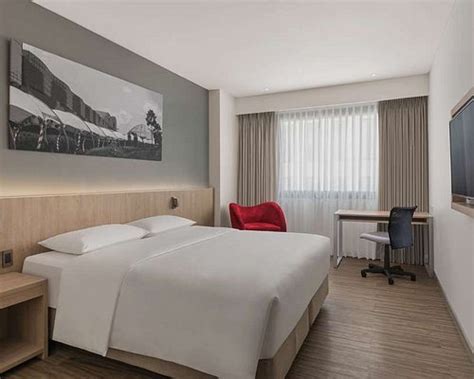 Top Hotels Closest to SM North EDSA .